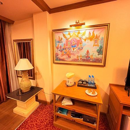 Taksilahotel Maha Sarakham Exterior photo