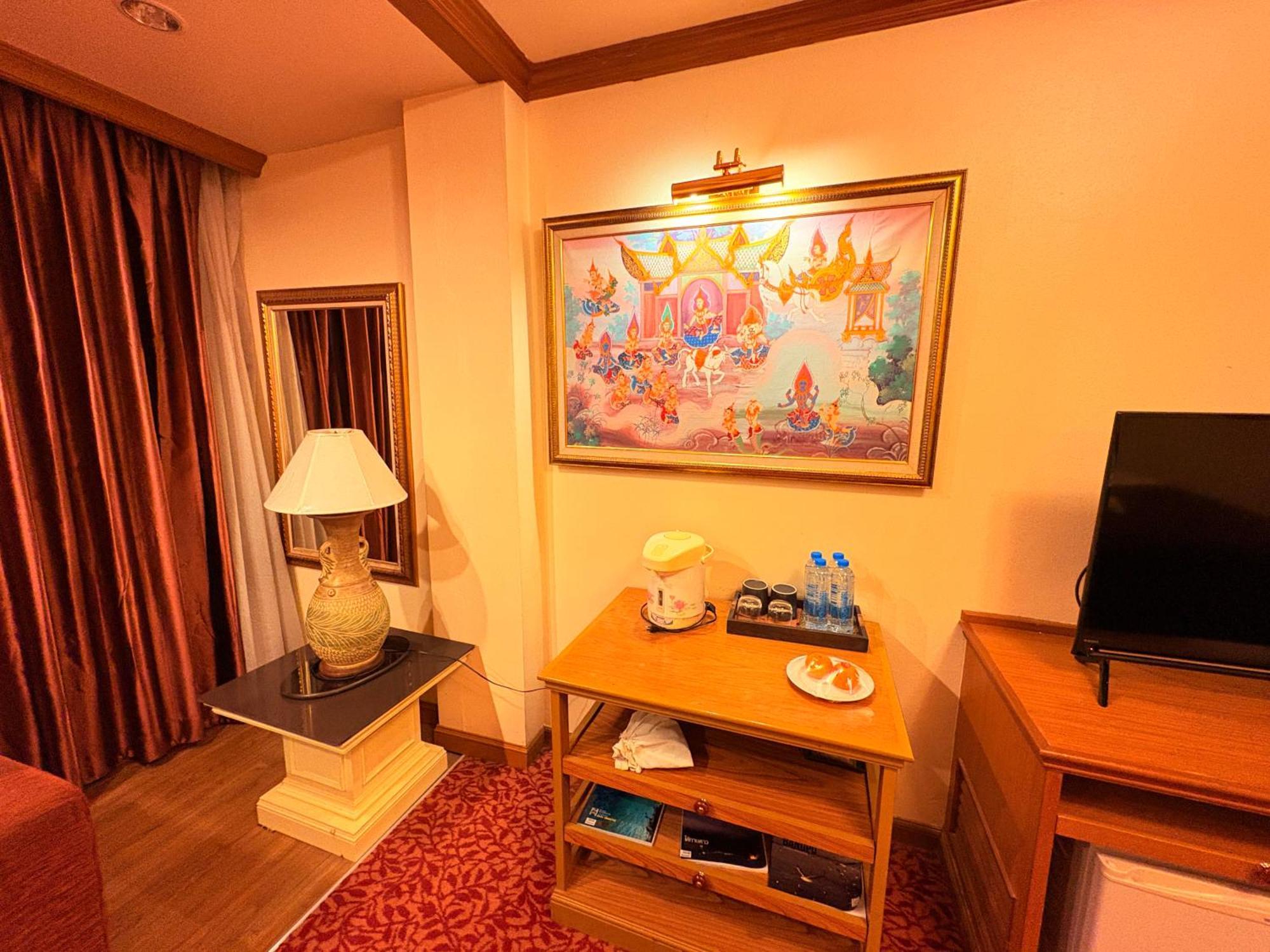 Taksilahotel Maha Sarakham Exterior photo