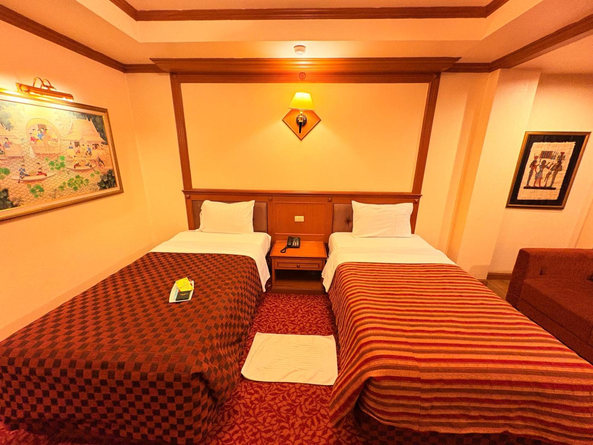 Taksilahotel Maha Sarakham Exterior photo