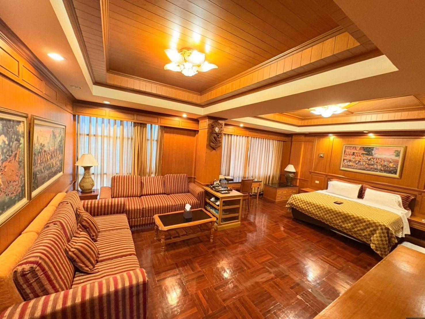 Taksilahotel Maha Sarakham Exterior photo