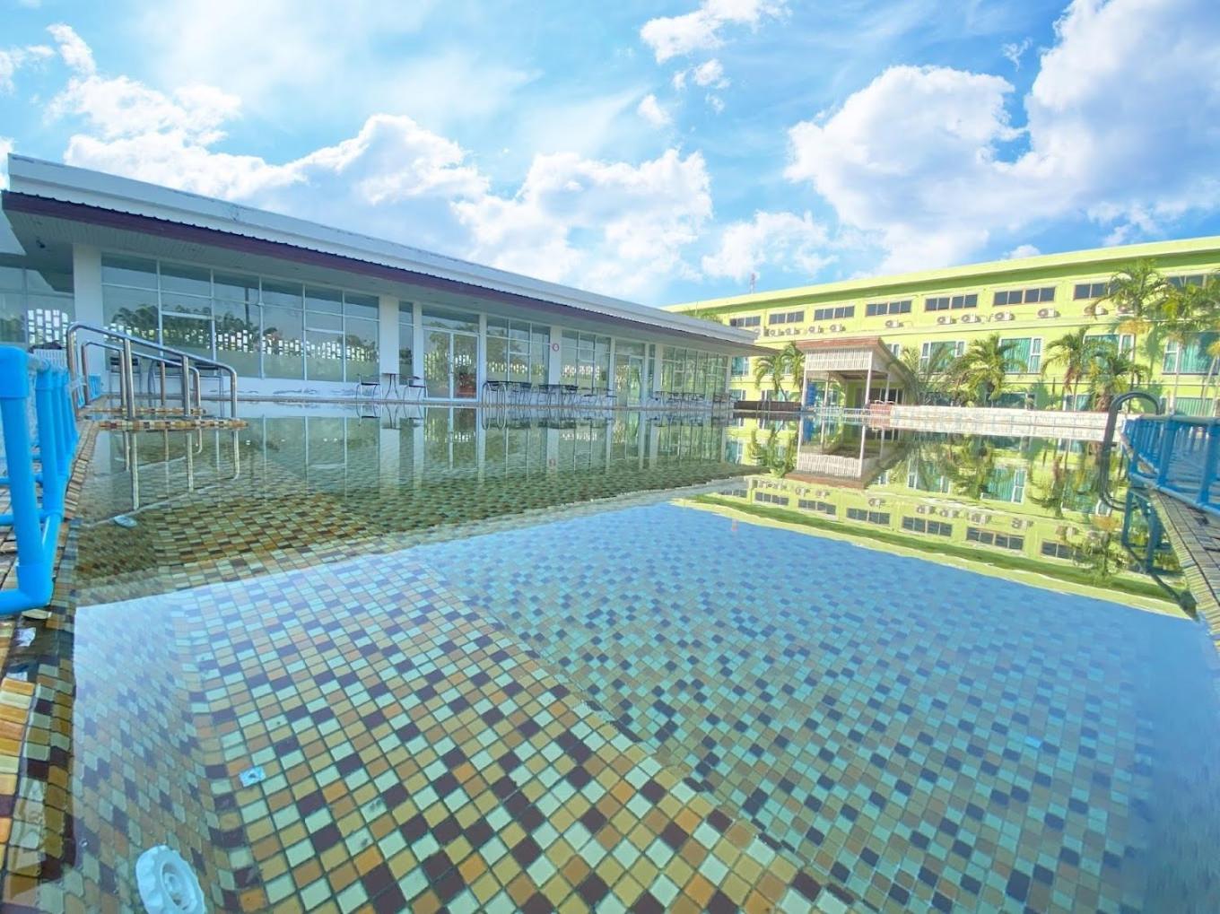 Taksilahotel Maha Sarakham Exterior photo