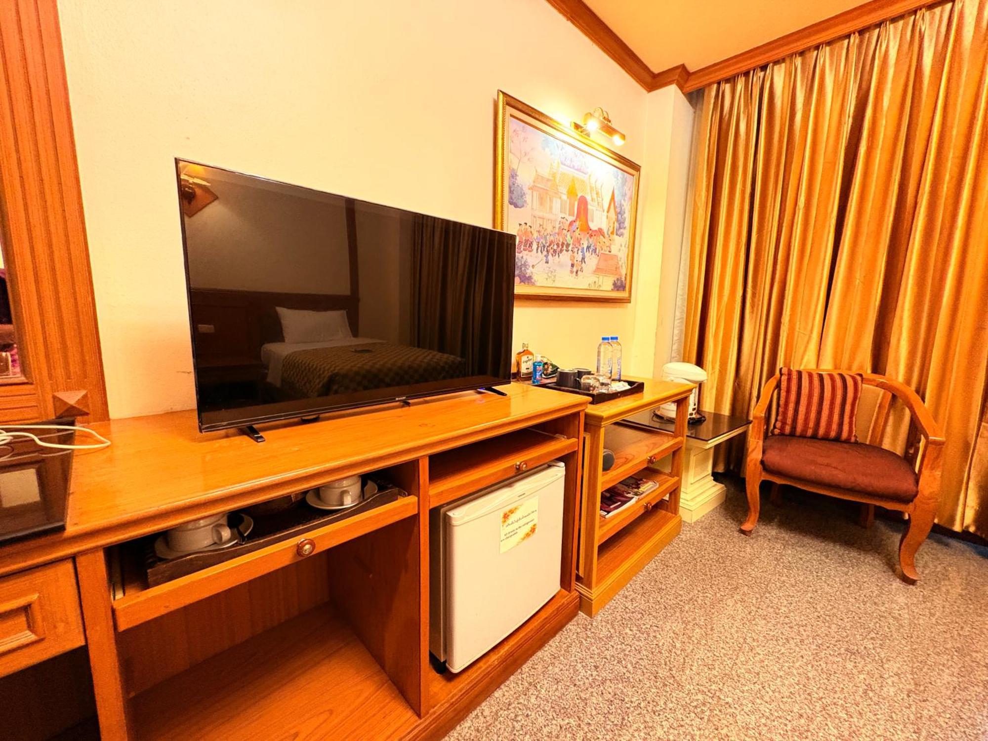 Taksilahotel Maha Sarakham Exterior photo