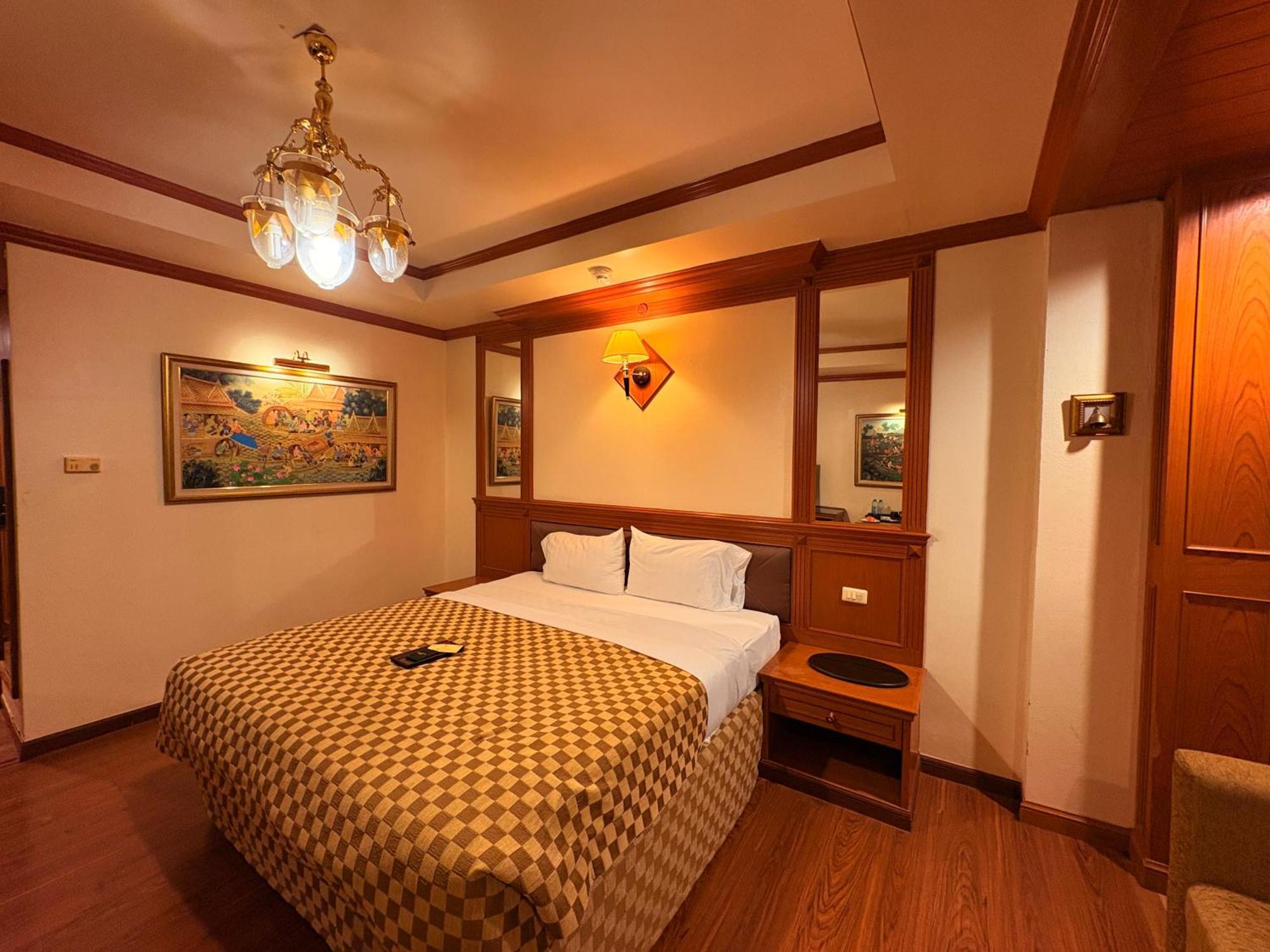 Taksilahotel Maha Sarakham Exterior photo